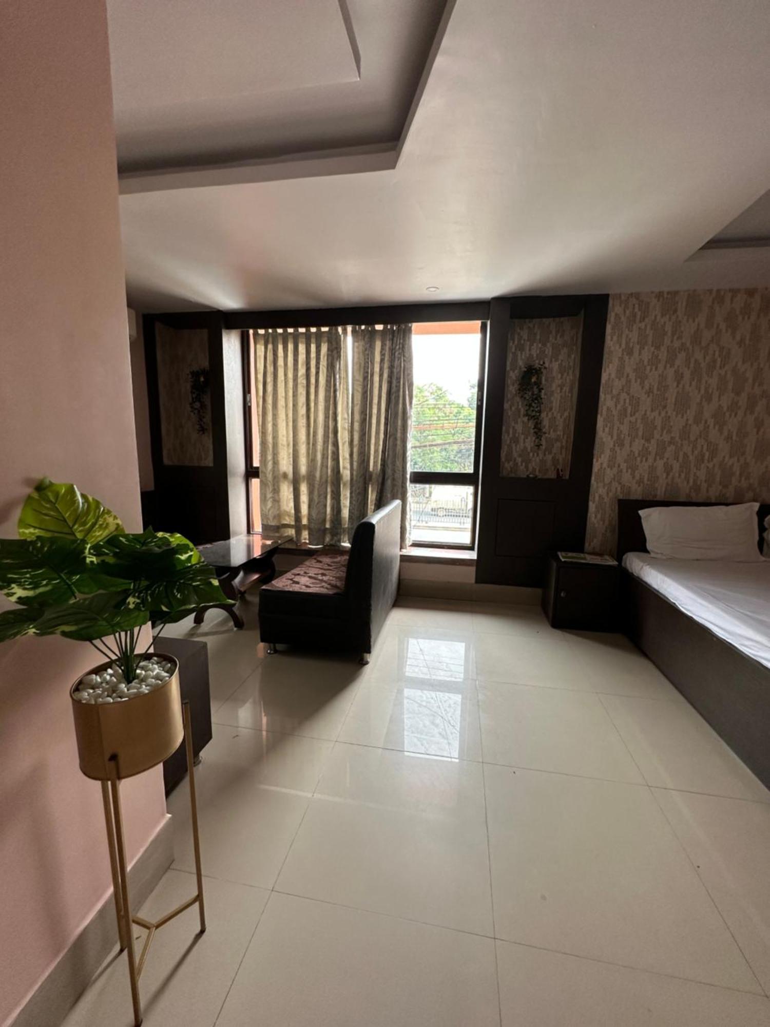 Jagannath Residency And Prasadam Hotel โกลกาตา ภายนอก รูปภาพ