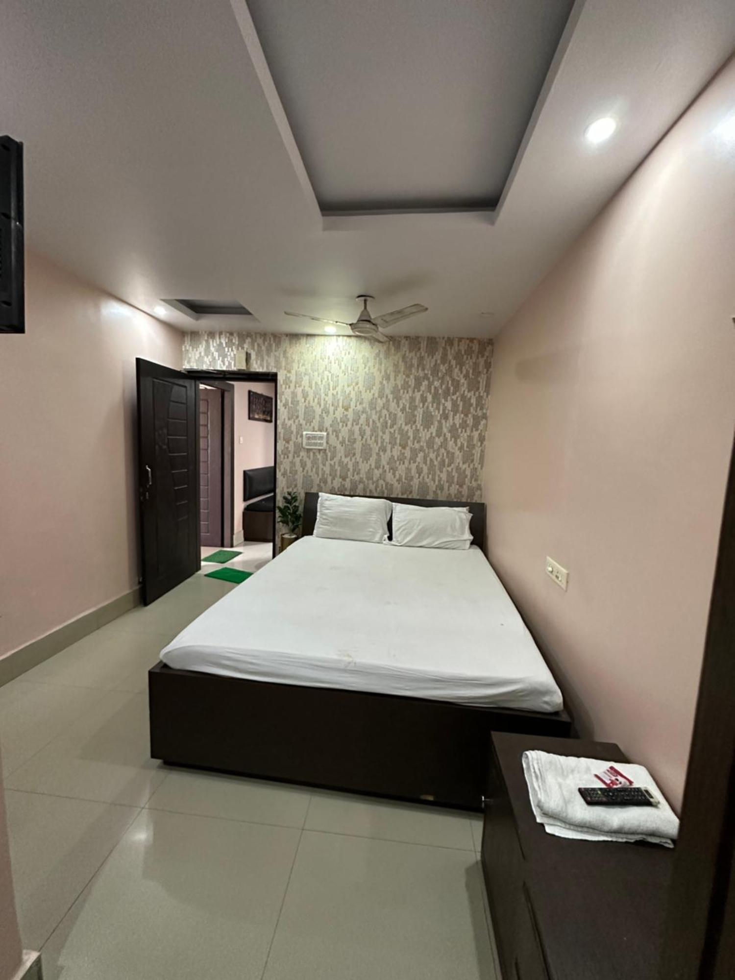Jagannath Residency And Prasadam Hotel โกลกาตา ภายนอก รูปภาพ